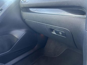 Volkswagen Golf 2.0 TDI BlueMotion Tech GT Cabriolet DSG Euro 5 (s/s) 2dr