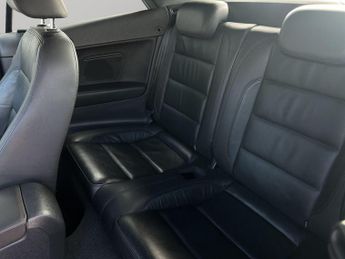 Volkswagen Golf 2.0 TDI BlueMotion Tech GT Cabriolet DSG Euro 5 (s/s) 2dr