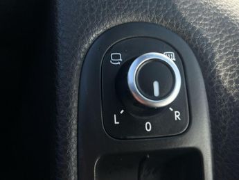 Volkswagen Golf 2.0 TDI BlueMotion Tech GT Cabriolet DSG Euro 5 (s/s) 2dr