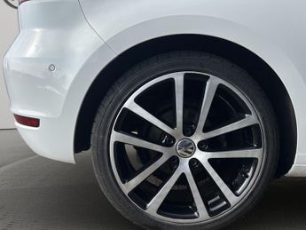 Volkswagen Golf 2.0 TDI BlueMotion Tech GT Cabriolet DSG Euro 5 (s/s) 2dr