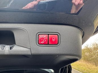 Mercedes-Benz EQC EQC 400 4M AMG Line Premium Plus Electric Auto 80KWH SUNROOF/HEA