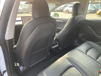 Tesla Model 3 (Dual Motor) Long Range Auto 4WDE 4dr