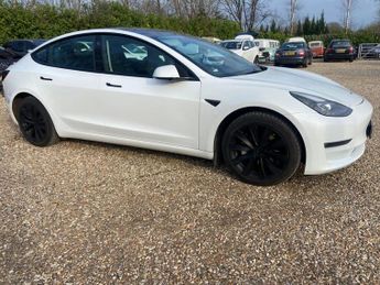 Tesla Model 3 (Dual Motor) Long Range Auto 4WDE 4dr