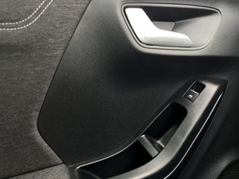 Ford Puma 1.0T EcoBoost MHEV Titanium Euro 6 (s/s) 5dr