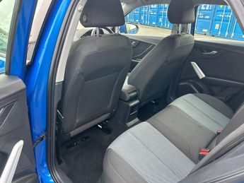Audi Q2 TFSI SE FRONT AND REAER PARKING SENSORS BANG AND OLUFSON SOUND S