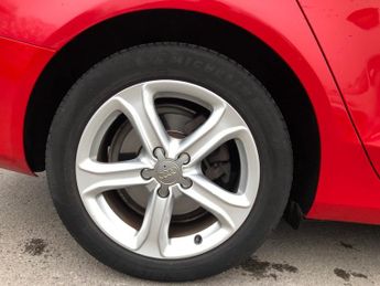 Audi A4 2.0 TDI SE TECHNIK Saloon Automatic 1 private owner with FSH