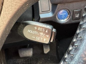 Toyota Rav 4 2.5 VVT-h Design SUV 5dr Petrol Hybrid CVT Euro 6 (s/s) (197 ps)