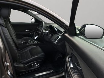 Jaguar E-Pace 2.0 D204 MHEV R-Dynamic HSE Auto AWD Euro 6 (s/s) 5dr