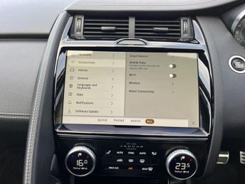 Jaguar E-Pace 2.0 D204 MHEV R-Dynamic HSE Auto AWD Euro 6 (s/s) 5dr