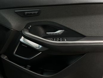 Jaguar E-Pace 2.0 D204 MHEV R-Dynamic HSE Auto AWD Euro 6 (s/s) 5dr