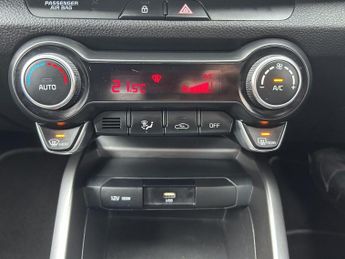 Kia Stonic 1.0 T-GDi MHEV GT-Line S DCT Euro 6 (s/s) 5dr