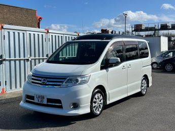 Nissan Serena CAMPERVAN