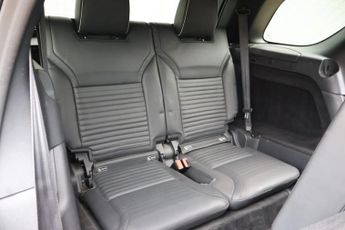 Land Rover Discovery R-DYNAMIC HSE MHEV 7 seater genuine Land Rover seats