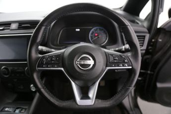 Nissan LEAF 39kWh Acenta Auto 5dr