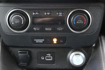 Nissan LEAF 39kWh Acenta Auto 5dr