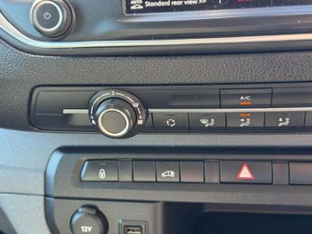 Citroen Dispatch AUTO MWB L2H1 Driver 1200 Air Con Alloys Nav Sensors EURO 6 NO V