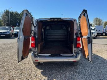 Citroen Dispatch AUTO MWB L2H1 Driver 1200 Air Con Alloys Nav Sensors EURO 6 NO V