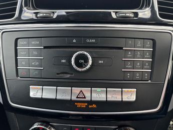 Mercedes-Benz GLE GLE 350 D 4MATIC AMG LINE