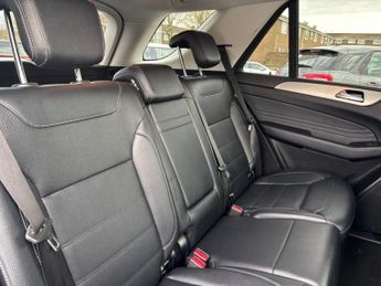 Mercedes-Benz GLE GLE 350 D 4MATIC AMG LINE