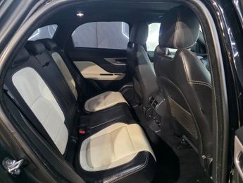 Jaguar F-Pace R-SPORT AWD