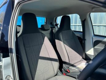 Volkswagen Up MOVE UP AUTOMATIC £20 PER YEAR ROAD TAX 30,000 MILES