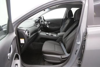 Hyundai KONA 39kWh Premium Auto 5dr (10.5kW Charger)