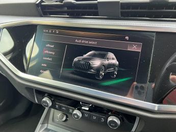 Audi Q3 2.0 TDI 35 S line SUV 5dr Diesel S Tronic Euro 6 (s/s) (150 ps)