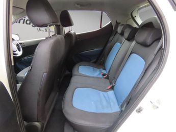 Hyundai i10 1.0 SE Euro 5 5dr