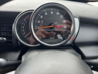 Mini Hatch 1.5 One Classic Steptronic Euro 6 (s/s) 3dr