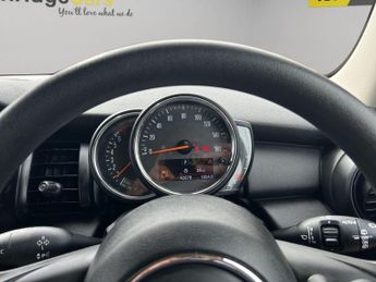 Mini Hatch 1.5 One Classic Steptronic Euro 6 (s/s) 3dr