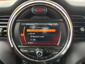 Mini Hatch 1.5 One Classic Steptronic Euro 6 (s/s) 3dr