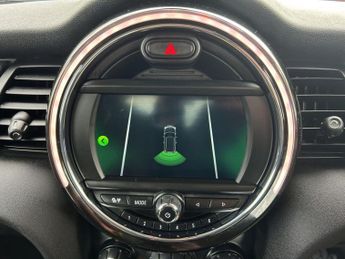 Mini Hatch 1.5 One Classic Steptronic Euro 6 (s/s) 3dr