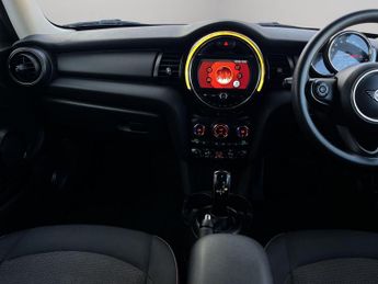 Mini Hatch 1.5 One Classic Steptronic Euro 6 (s/s) 3dr