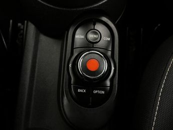 Mini Hatch 1.5 One Classic Steptronic Euro 6 (s/s) 3dr