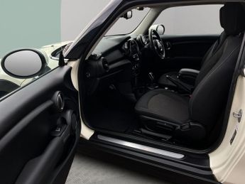 Mini Hatch 1.5 One Classic Steptronic Euro 6 (s/s) 3dr