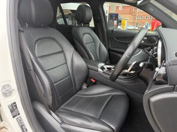 Mercedes-Benz GLC GLC 220 D 4MATIC AMG LINE PREMIUM
