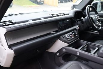 Land Rover Defender 110 P300 SE STYLED BY SEEKER FACTORY MATT FINISH HUGER SPEC