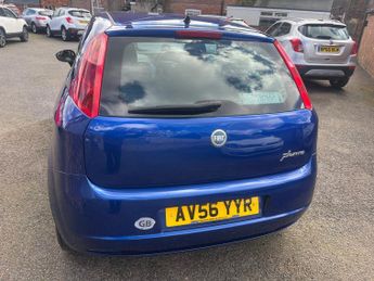 Fiat Grande Punto DYNAMIC 8V 1.2 5 SPEED MANUAL.