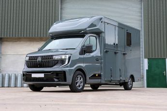 Renault Master 2026 Brand new 3.5 ton  AUTOMATIC Stallion build WITH REAR BED O