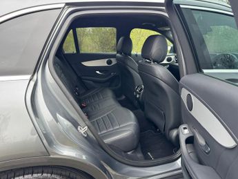 Mercedes-Benz GLC GLC 220D 4Matic AMG Line Auto Diesel SAT NAV/PARKTRONIC/SIDE STE
