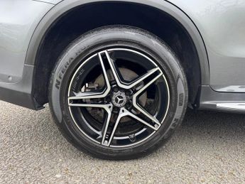 Mercedes-Benz GLC GLC 220D 4Matic AMG Line Auto Diesel SAT NAV/PARKTRONIC/SIDE STE