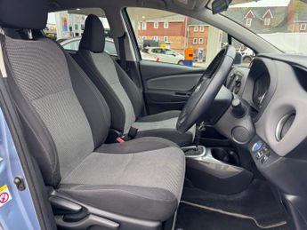 Toyota Yaris 1.5 HYBRID VVT-I ICON AUTOMATIC