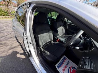 Renault Megane 1.3 TCe Iconic EDC Euro 6 (s/s) 5dr