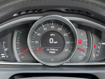 Volvo V40 2.0 D2 Lux Hatchback 5dr Diesel Auto Euro 6 (s/s)