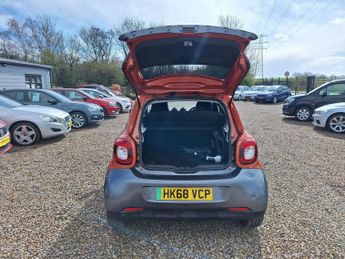Smart Forfour EQ 17.6kWh Prime (Premium) Auto 5dr (22kW Charger)