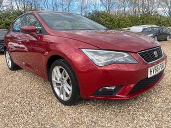 SEAT Leon 1.6 TDI CR SE DSG Euro 5 (s/s) 5dr