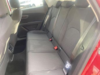 SEAT Leon 1.6 TDI CR SE DSG Euro 5 (s/s) 5dr