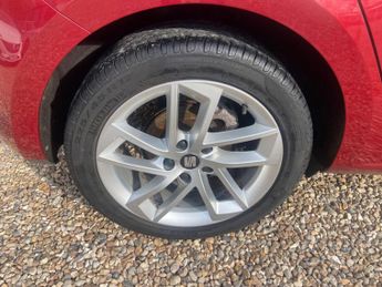 SEAT Leon 1.6 TDI CR SE DSG Euro 5 (s/s) 5dr