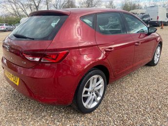 SEAT Leon 1.6 TDI CR SE DSG Euro 5 (s/s) 5dr