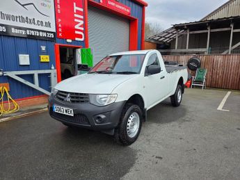 Mitsubishi L200 DI-D 4X4 4WORK S/C